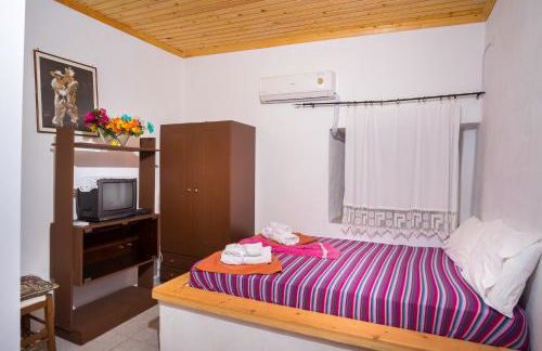 Traditional House Maries - Photo 15