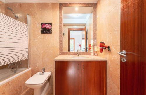 Apartment Qian Rio Douro 2BR Free Parking - Foto 17