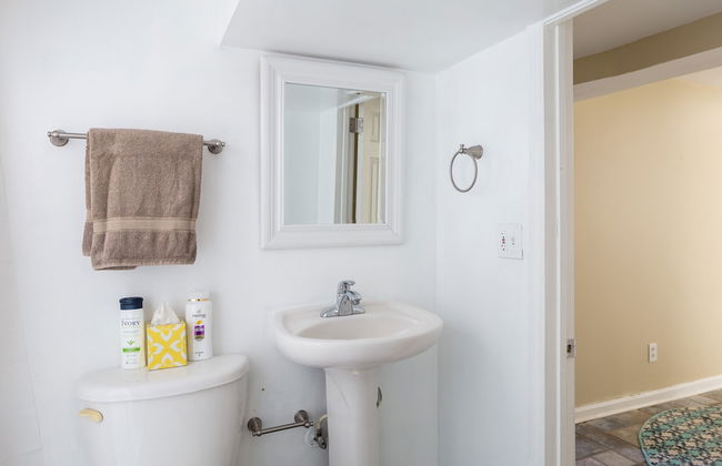 Spacious 6BR /2.5 Bath in Highlands! - Foto 20