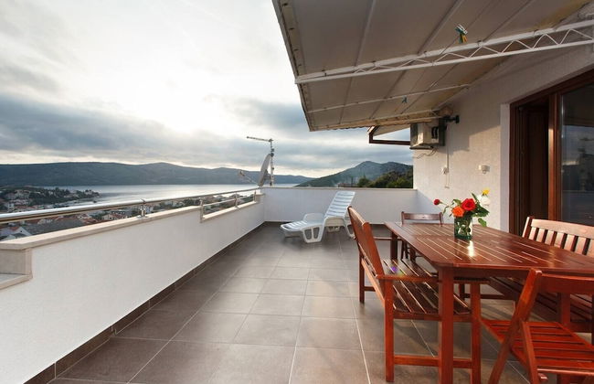 Zeljko - With Garden - SA2 - Foto 17