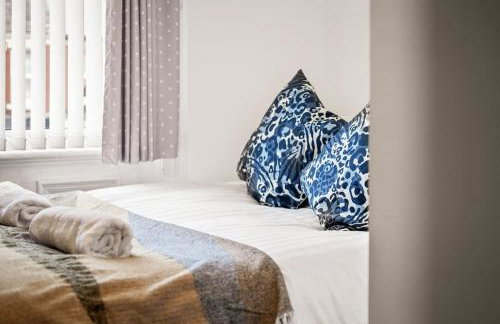 Huge Duplex in Great Location - Foto 13