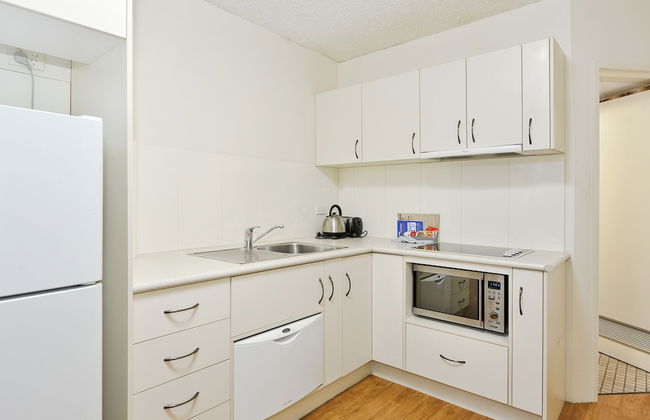 The Summit Apartments - Photo 13