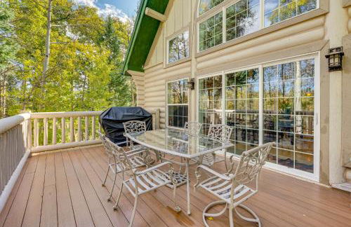 Secluded Log Cabin with Game Room and Forest Views - Foto 31