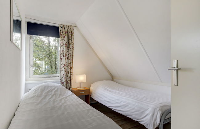 4 bedroom House in Zonnemaire with garden - Photo 25