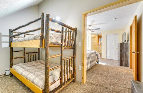 Private Deck and Fire Pit Adirondack Family Home - Foto 18