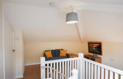 The Bungalow - Photo 22