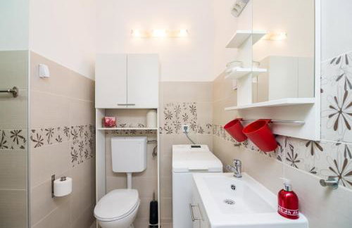 Friendly Apartments - Photo 14