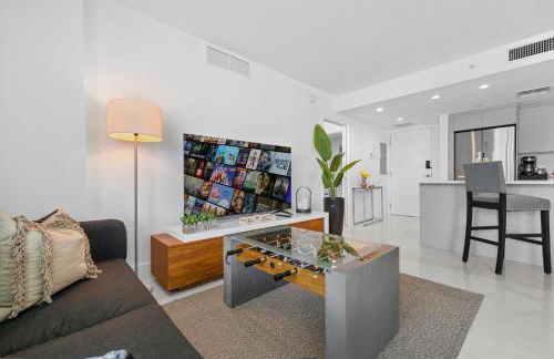 Luxury Condo with Rooftop Pool - 5-Min to Beach - Foto 39