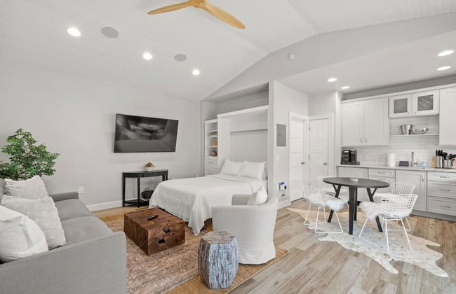 Soho Serenity by Brightwild Pool Hot Tub - Foto 38