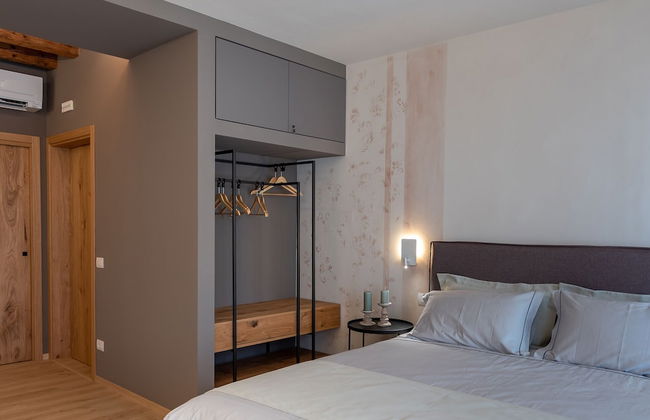 BURANELLI CHARME ROOMS - Photo 8