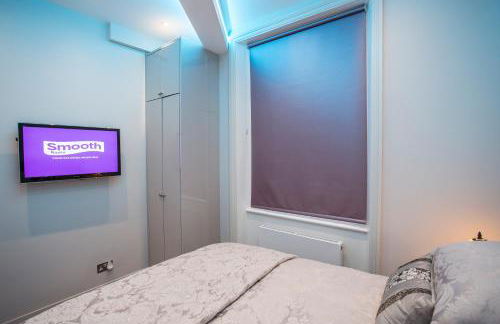 Victoria Violet - Photo 14