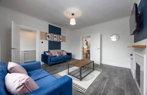 Cosy 3-BR Home in Seaham not far from the beach - Photo 3