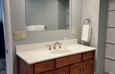 Stay In Ohiopyle in the middle of town by the GAP trail - Foto 12