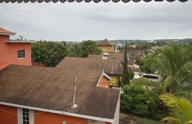 Summer Breeze Vacation Home - Photo 24