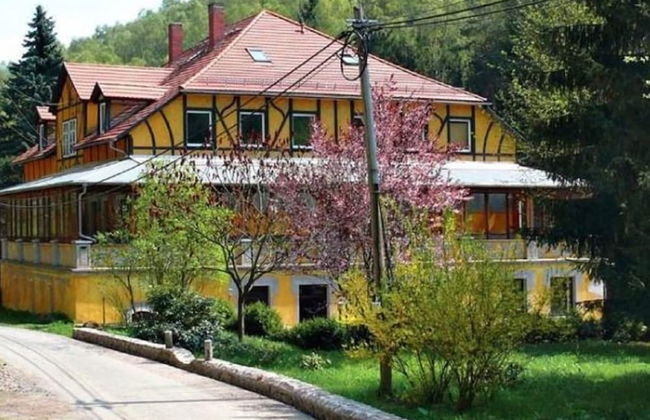 Art Nouveau Haven by the Mulde - Foto 11