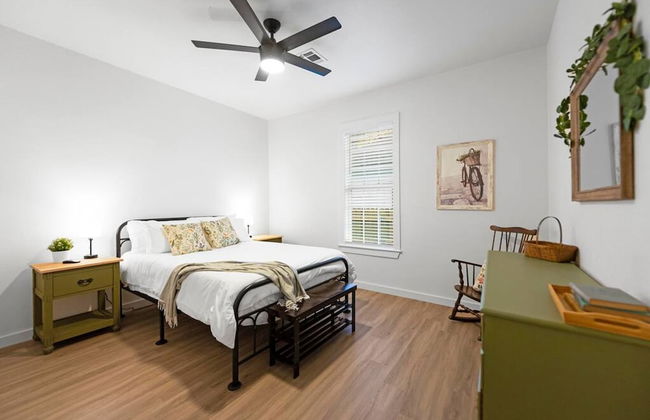 New Charming 2-bedroom Home Minutes to Downtown - Foto 3