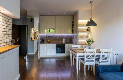 Rodzinny relaks z ogrodem i garażem - Foto 1