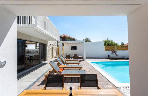 Villa Sulic - Heated Pool and Mountain View - Foto 4