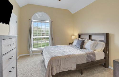 Luxury Home with Gourmet Kitchen - 3 Miles to A&M, Sleeps 14 - Foto 23