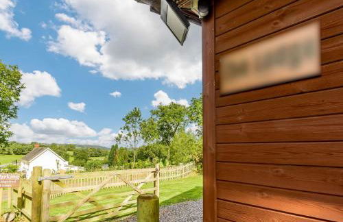 2 Bed in Pencader 89500 - Photo 15