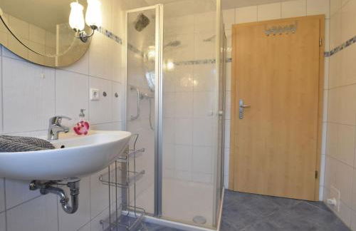 Cozy Holiday Home in Hohenkirchen near Baltic Sea - Foto 25