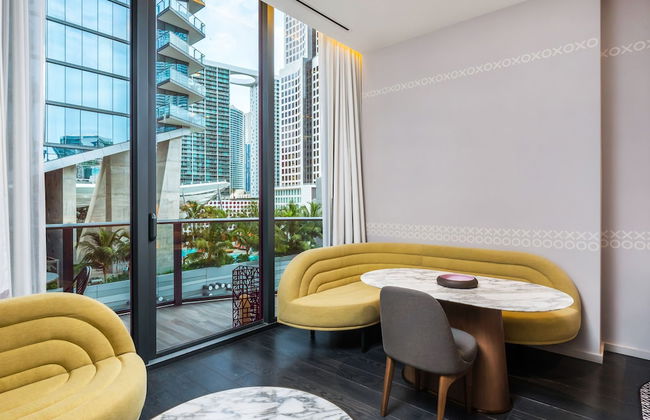 Suites at SLS LUX Brickell managed by CE - Foto 10