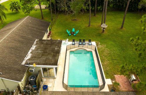 Family Retreat Firepit Htd Pool Massive Yard Sleeps 12 - Foto 2