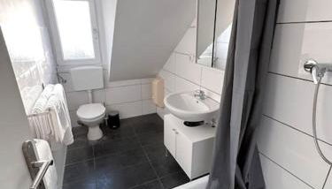 Zentrale Wohnung für 4 mit Bett und Schlafcouch - Foto 2