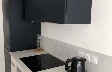 T2 - 1 ch - Garage privé - Balcon - 15 min du lac - Photo 7