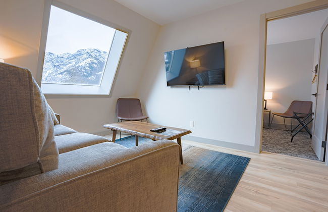 Basecamp Suites Banff - Photo 40