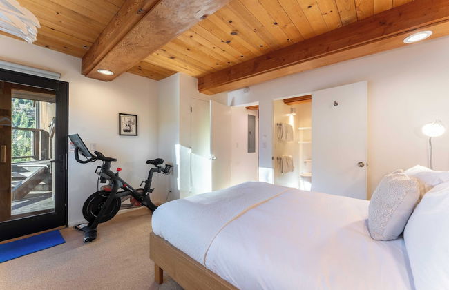 Trapper by Avantstay A+ Interior Design w/ Sauna - Photo 22