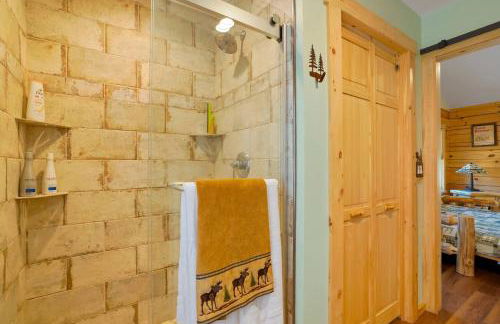 Log Cabin! Hot Tub|Sauna|Fire Pit|Mnt. Access! - Foto 57