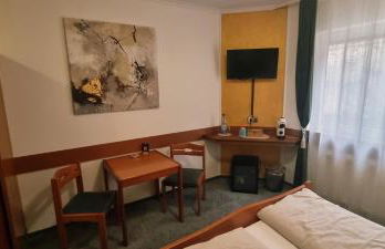 Doppelbett - Gästezimmer - 11min von Gießen 8,4km in Fernwald-Steinbach - Foto 24