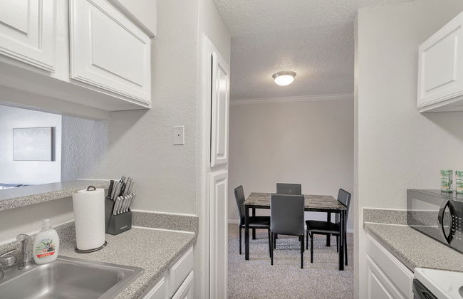 Lovely Midland Getaway With Fitness Center - Foto 9