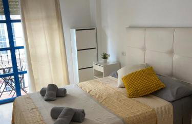 Capitán - 2 habitaciones centro de Fuengirola - Foto 1