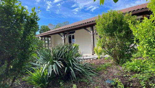 Peaceful gîte with stunning pool near market town - Foto 2, Garden, Garden view