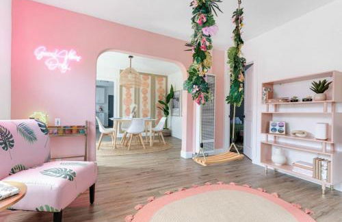 Sundown Sanctuary in National City - Foto 1