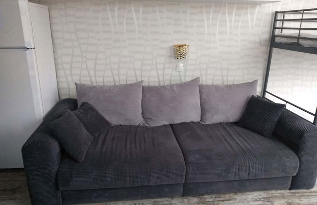 Apartment on Lysaya Gora 33g Green Area 6 - Photo 9