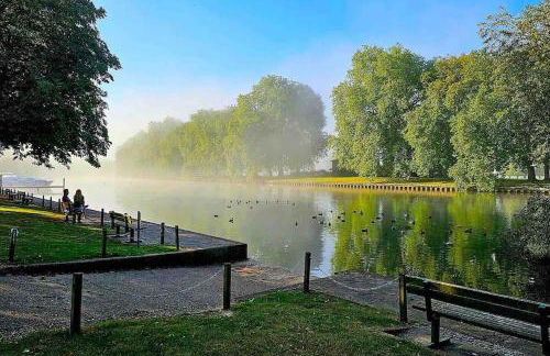 Stylish Studio-Walk to Windsor/Eton/Thames with Car Park - Foto 24