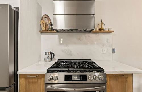 Elegant Luxe Hampton inspo Retreat in Glendale, CA - Foto 9