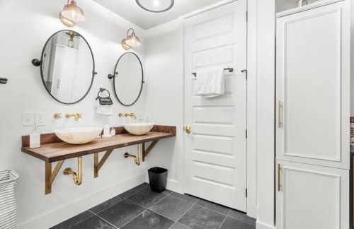 Old Spanish House Suite B Downtown Retreat - Photo 23