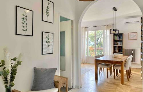 Nice Sea View 2 bedroom apartment - Photo 21