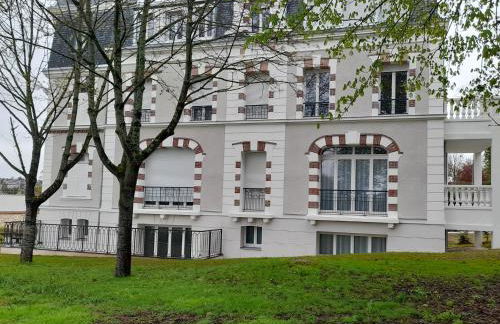 Appart dans petit chateau en centre ville - Foto 32