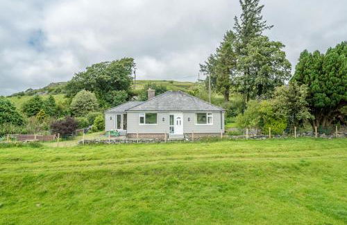 Hendre-Llangwm - Photo 1