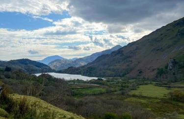 Romantic Chapel Retreat in Snowdonia - Sea Views & Serenity - Foto 34