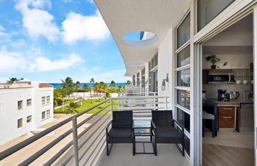 Stylish Studio in South Beach with Ocean Views - Foto 8