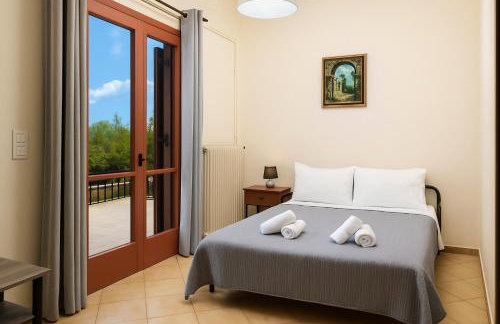 Garden House with Pool, 10min to center - Foto 8