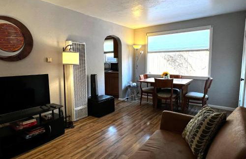 Cute Bungalow 1 Mile from U of A - Foto 6