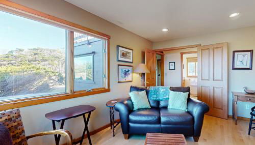 Oceanfront Retreat Close to Activities & the Beach - Foto 3