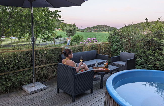 Mikael's Bed & Spa apartment - Foto 17